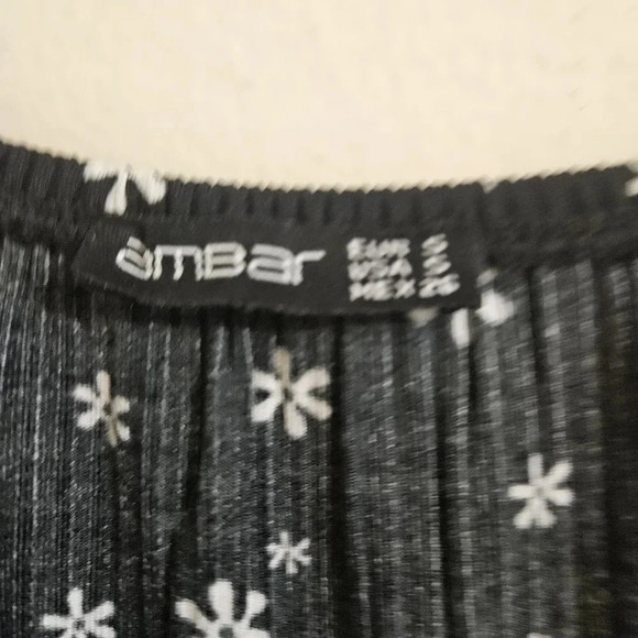 Ambar Floral Sundress - Picture 3 of 6